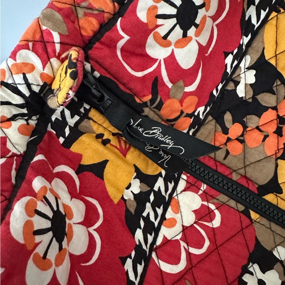 NWOT Vera Bradley Large Traveler Duffle Bag - Bittersweet Pattern   *RETIRED* - Picture 5 of 9